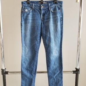 Joe's Jean | The Cigarette